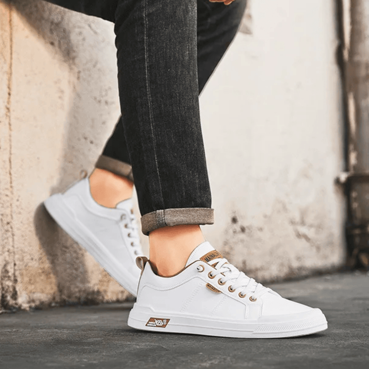 Men's White Leather Sneakers with Laces – Classic Casual Shoes